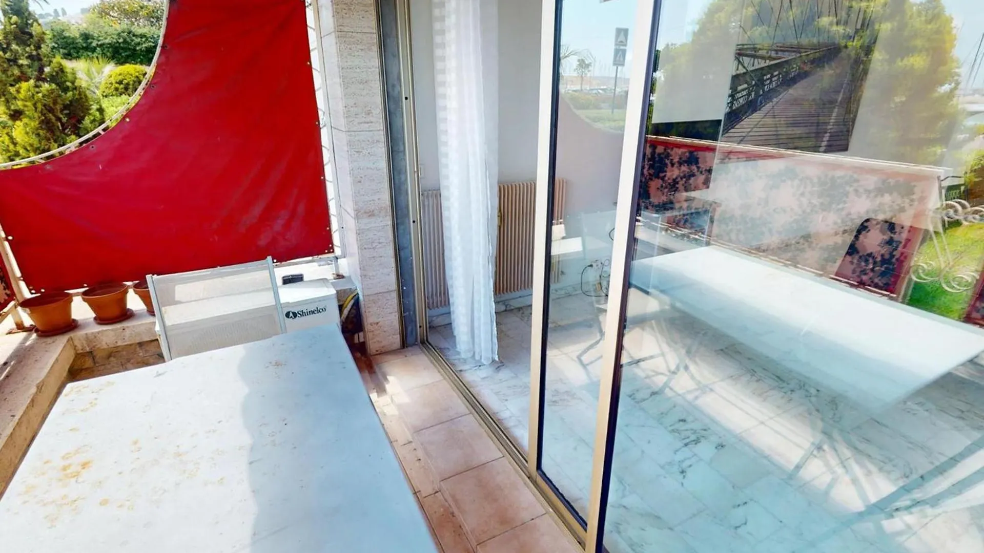 Charmant 3P Climatise En Rez-De-Jardin Avec 2 Terrasses Proche Mer A Menton - Fr-1-196-357 0*,  Francia